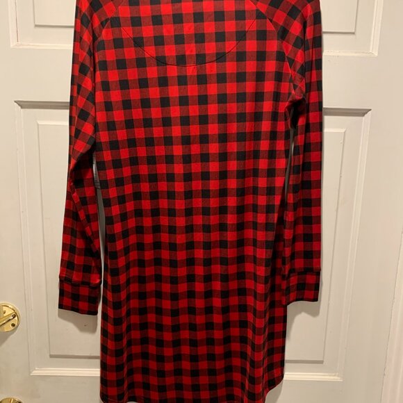 Santa's Treasures~ NWT!!~ Cozy, fun nightshirt - Picture 9 of 9